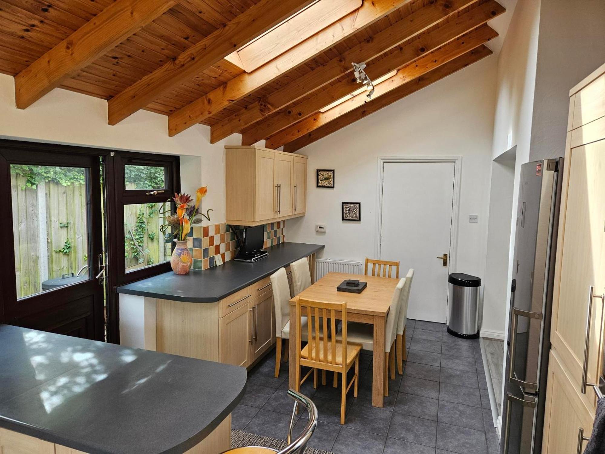 Redcot Gardens Stamford 4 Bed Contractor Familt Home With Parking Exteriér fotografie